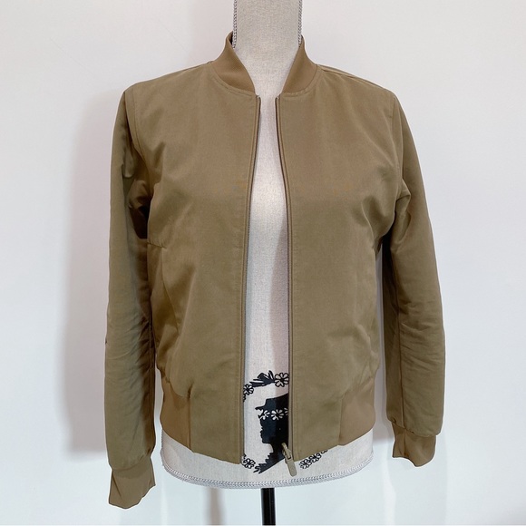 Lululemon padded bomber jacket - Picture 2 of 11